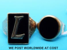 Two 9ct gold signet rings,