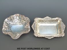 An Edward VII hallmarked silver basket with pierced decoration, 17cm long, Chester 1902,