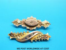 Two 9ct gold brooches,