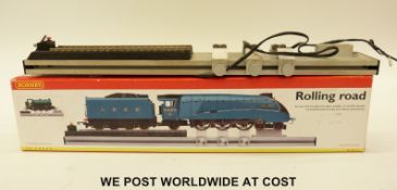 Hornby 00 gauge Rolling Road R8211 in original box