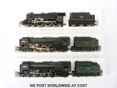 Three Hornby 00 gauge locomotives,