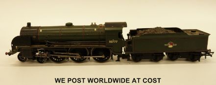 Two Hornby 00 gauge BR locomotives 4-6-0 'Sir Lamiel' 30777 R2638 and 4-6-2 West Country Class 7PSF