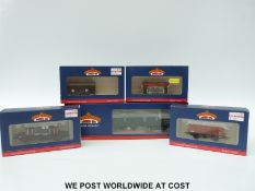 Five Bachmann 00 gauge carriages and wagons,