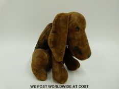 Chad Valley felt sausage dog/ Dachshund, 11cm tall.