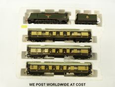 Hornby 00 gauge 'Wadebridge' train set,