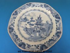 An octagonal Chinese export plate (23cm diameter)