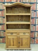 A pine cupboard / dresser with arched top (W106 x D40 x H185cm)