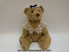 Steiff Original Teddy Bear 'Betsy Ross Bear', 666940, with off white mohair and growler,