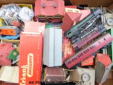 A collection of Tri-ang 00 gauge locomotives, buildings and accessories,