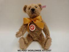 Steiff Original Teddy Bear with Book '125 Years of Steiff', 038860, with cinnamon mohair,