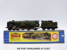 Hornby Dublo 00 gauge SR 4-6-2 West Country Class locomotive and tender 'Dorchester' 34042 3235,