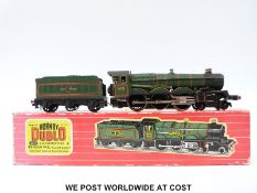 Hornby Dublo 00 gauge BR 4-6-0 2-rail 'Cardiff Castle' locomotive and tender, 2221,