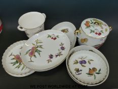 A collection of Royal Worcester oven and table ware to include Evesham quiche dishes, a marmite,