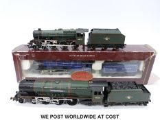 Three Hornby 00 gauge locomotives limited edition, Top Link BR 4-6-2 Class A3 'St Frusquin' R2036,