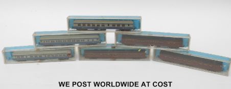 Six Atlas N gauge carriages; 2611, 2613, 2614, 2621, 2623 and 2654,