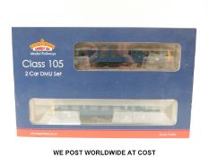 Bachmann 00 gauge Class 105 2 car DMU set 31-325,