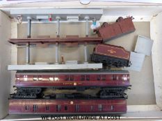 A collection of Hornby and Tri-ang 00 gauge locomotives, carriages, wagons and accessories,