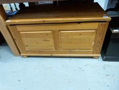 A small pine trunk (H49xL90xD45cm)