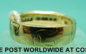 A 9ct gold wedding band (4g,