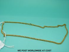 An 18ct gold necklace (11.