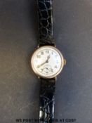 A gentleman's 9ct gold cased wrist watch C1940,