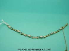 A 9ct gold bracelet set with Australian opals
