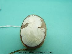 A 9ct gold brooch set with a cameo