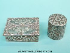 Two hinged boxes, length of larger 4.