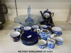 A continental child's tea set,