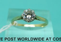 An 18ct gold ring set with a 0.