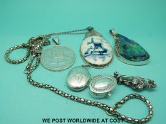 A collection of silver jewellery etc to include pill box, locket, abalone set pendant,