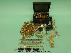 A collection of jewellery to include a bracelet marked 18, yellow metal chain, silver necklace,