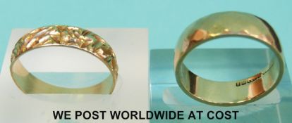 Two 9ct gold wedding bands (5.