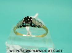 An 18ct gold ring (2.