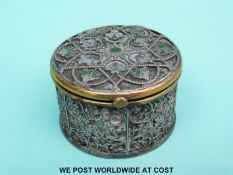A trinket pot with filigree and enamel decoration (diameter 5cm)