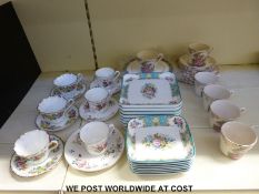 Nine Coleridge plates, eight Royal Albert large trinket trays,