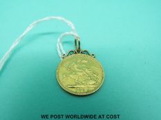 An 1894 gold half sovereign with pendant mount (4.