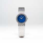 A FINE LADIES 18K SOLID WHITE GOLD CHOPARD BRACELET WATCH CIRCA 1970s
D: Lapis lazuli dial. M: 17
