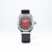 A GENTLEMAN'S STAINLESS STEEL ZENITH DEFY AUTOMATIC DIVERS WRIST WATCH CIRCA 1970 
D: Red 