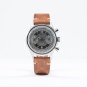 A RARE GENTLEMAN'S LARGE SIZE STAINLESS STEEL DRIVA ANTIMAGNETIC CHRONOGRAPH WRIST WATCH CIRCA 1940s