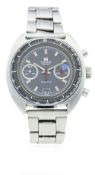 A GENTLEMAN'S STAINLESS STEEL TISSOT SEASTAR CHRONOGRAPH BRACELET WATCH DATED 1974, REF. 40522-1