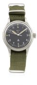 A GENTLEMAN'S STAINLESS STEEL BRITISH MILITARY SMITHS WRIST WATCH DATED 1968 D: Black dial with