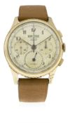 A GENTLEMAN'S LARGE SIZE GOLD PLATED TITUS TRIPLE CALENDAR CHRONOGRAPH WRIST WATCH CIRCA 1950s D: