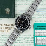 A GENTLEMAN'S STAINLESS STEEL ROLEX OYSTER PERPETUAL DATE SEA DWELLER BRACELET WATCH DATED 1992,
