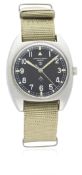 A GENTLEMAN'S STAINLESS STEEL BRITISH MILITARY RAF HAMILTON GENEVE PILOTS WRIST WATCH DATED 1974