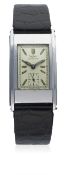 A RARE GENTLEMAN'S WYLER EARLY AUTOMATIC WRIST WATCH CIRCA 1930s D: Silver dial with luminous