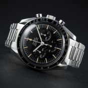 A VERY RARE GENTLEMAN'S STAINLESS STEEL OMEGA SPEEDMASTER PROFESSIONAL CHRONOGRAPH WRIST WATCH CIRCA