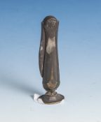 Kleines Messer mit Stampfer für Pfeifenraucher, spätes 18./frühes 19. Jahrh. H. ca. 9 cm.
