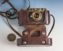 Leica (bez.), Messing/Gold, D.R.P. Ernst Leitz Wetzlar, Gerätenr. 246321, Objekt LeitzElmar 1: 3,