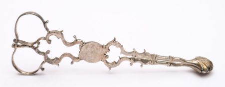 A pair of Georgian silver sugar nips,